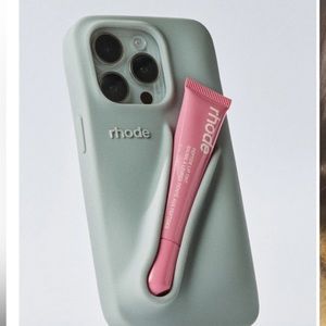 Hailey Bieber Rhodes Phone IPhone 14 Pro